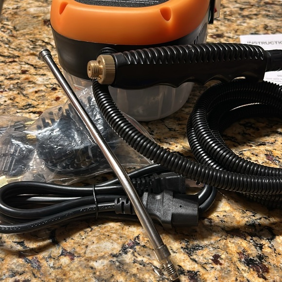 Steam cleaning machine - Picture 3 of 10